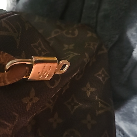 Purse - Picture 4 of 4